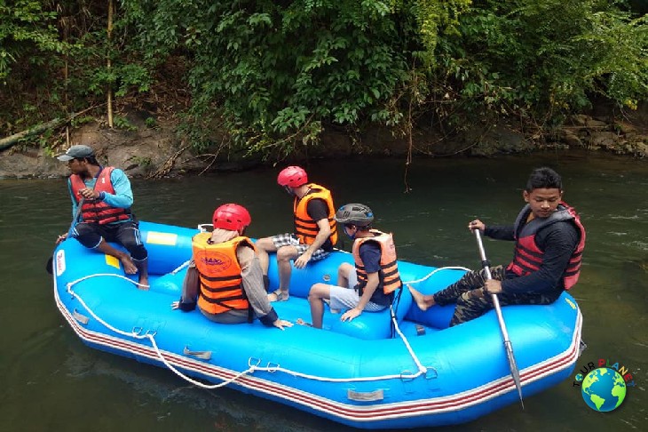 Rafting 5 Km.