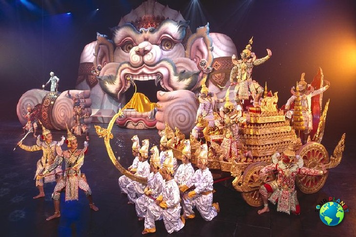 Phuket Fantasea : Show + Buffet Dinner