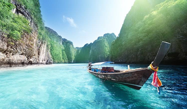 Day Trip PhiPhi Maya Khai Speed Boat By YP - พีพี มาหยา ไข่ โดยเรือสปีทโบ๊ทสองท้อง